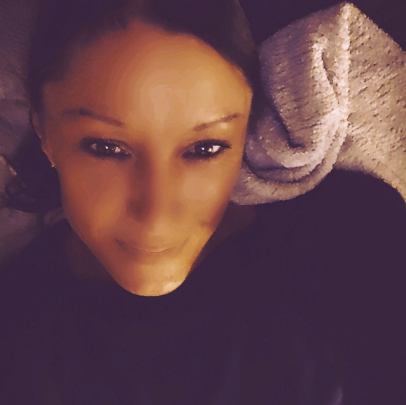 Meet your Posher, Shannon - Picture 1 of 1